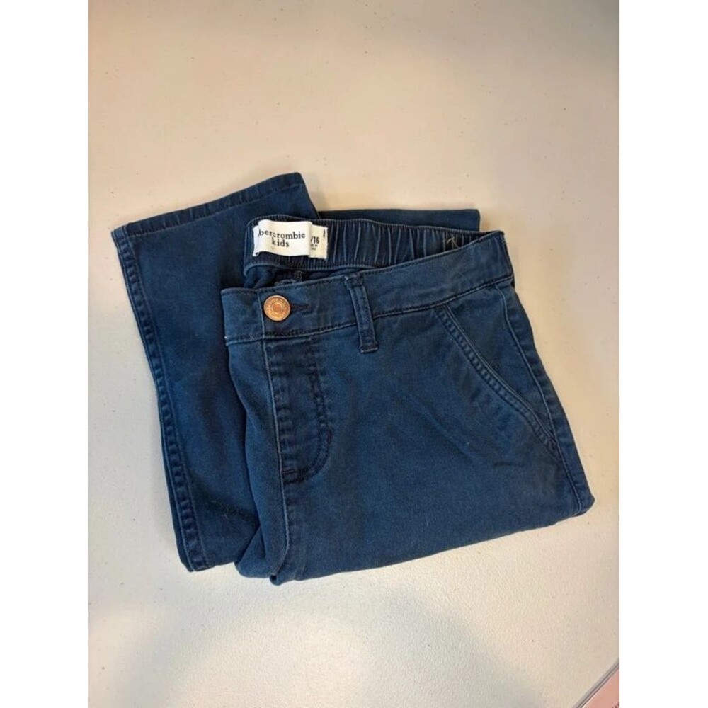 Abercrombie Kids size 15/16 blue navy straight leg pants Jeans Button Closure